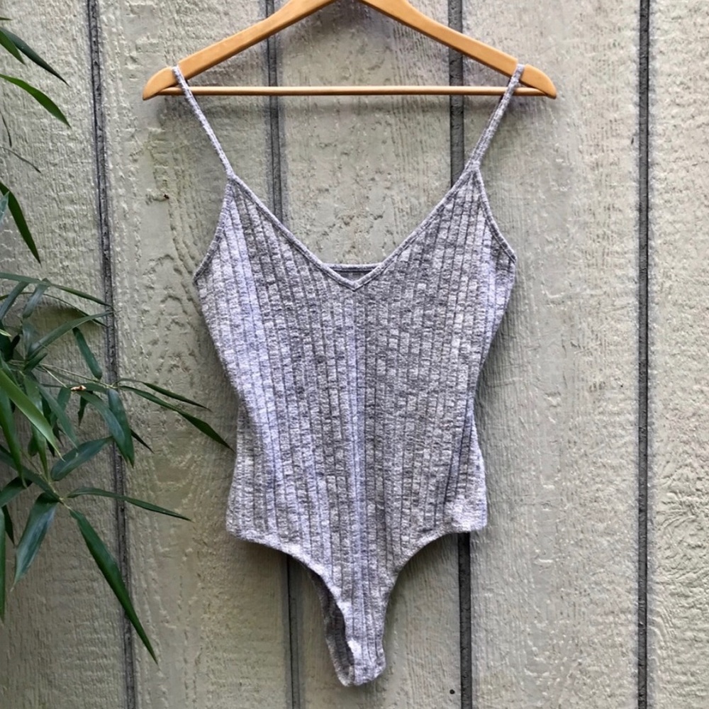 Me to We Heather Grey bodycon v-neck bodysuit